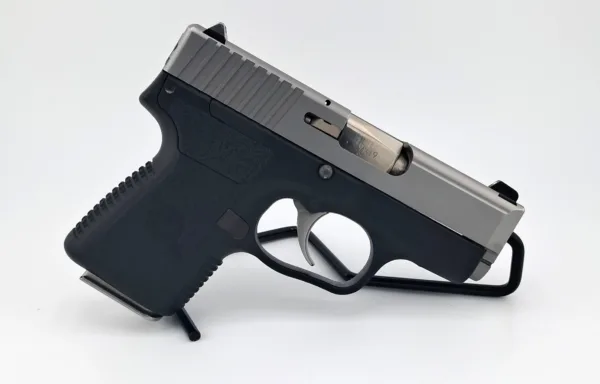 Kahr Arms PM9; 9x19mm; MA OK